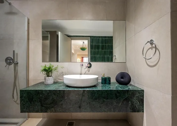 Alegrand Apartment *