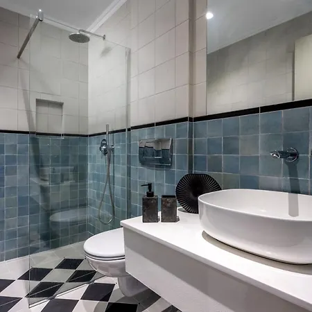 Alegrand Daire Rhodes City