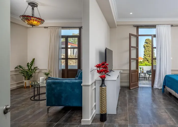 Apartment Alegrand *