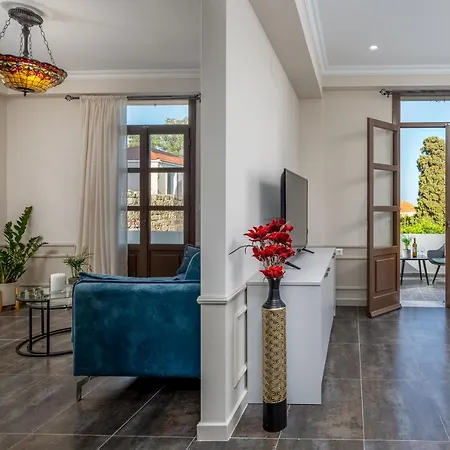 Apartment Alegrand *